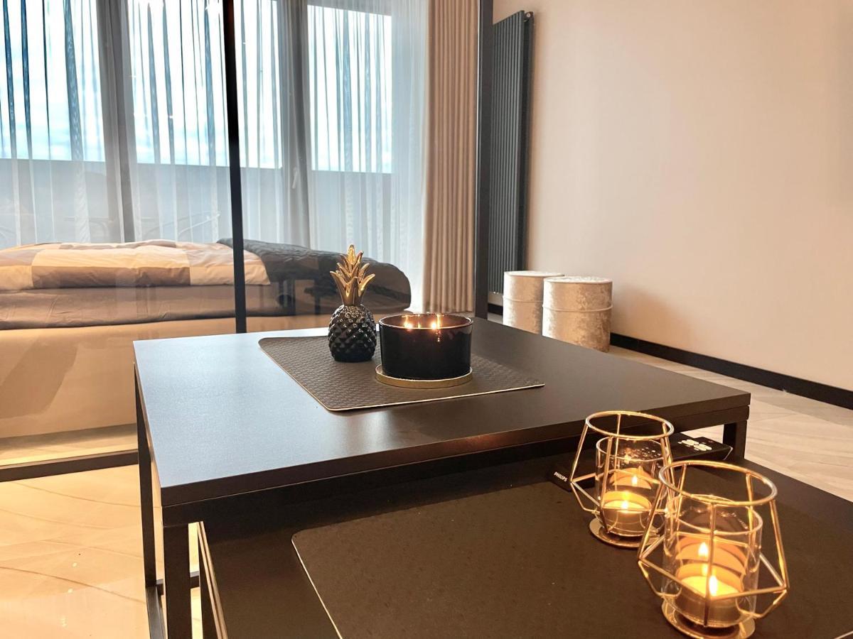 Apartament Elegance Hanza Tower ชเตชชิน ภายนอก รูปภาพ