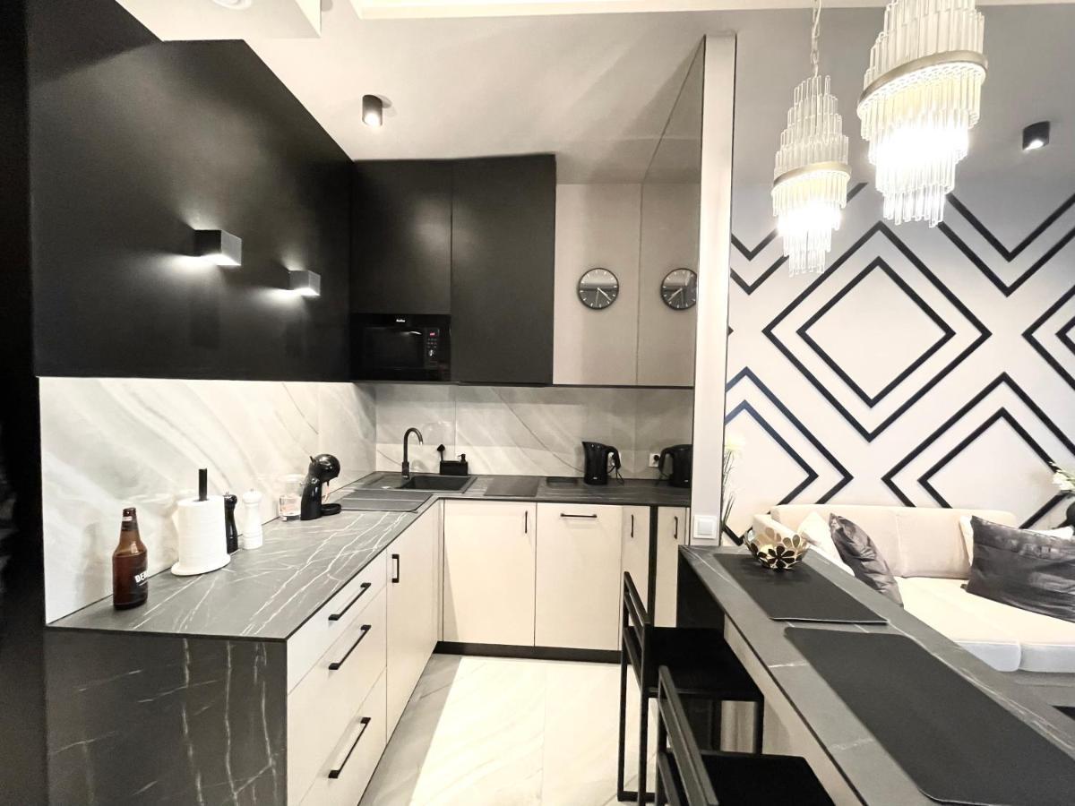 Apartament Elegance Hanza Tower ชเตชชิน ภายนอก รูปภาพ
