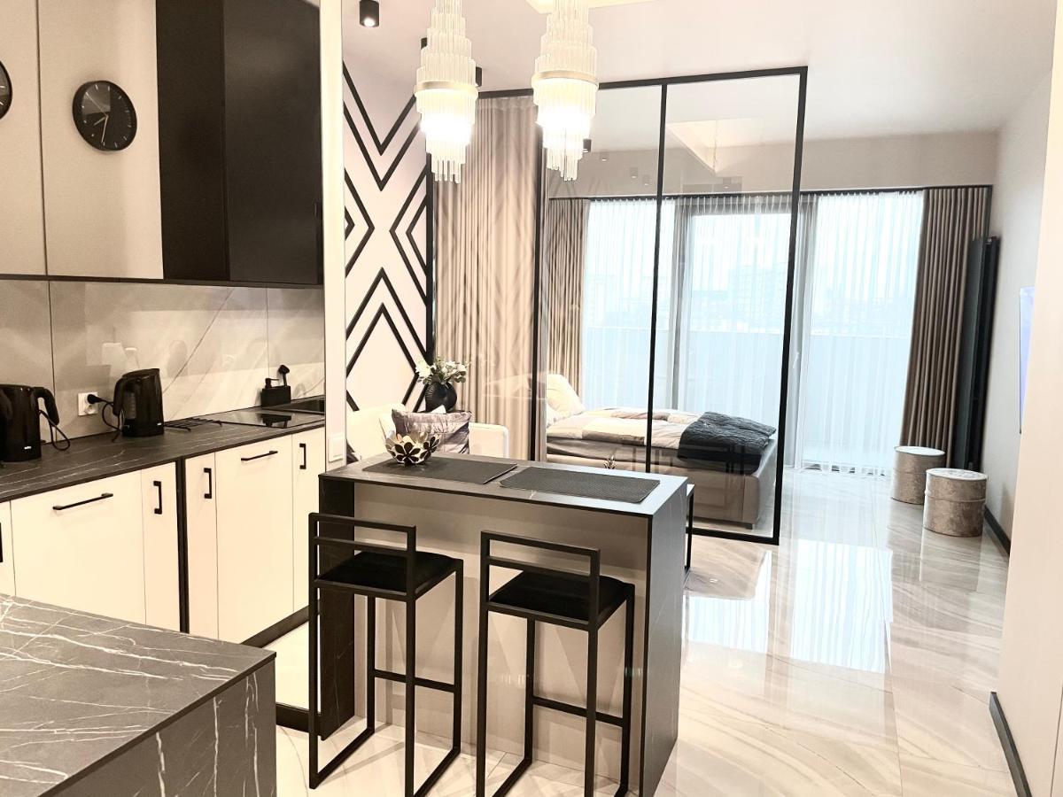 Apartament Elegance Hanza Tower ชเตชชิน ภายนอก รูปภาพ