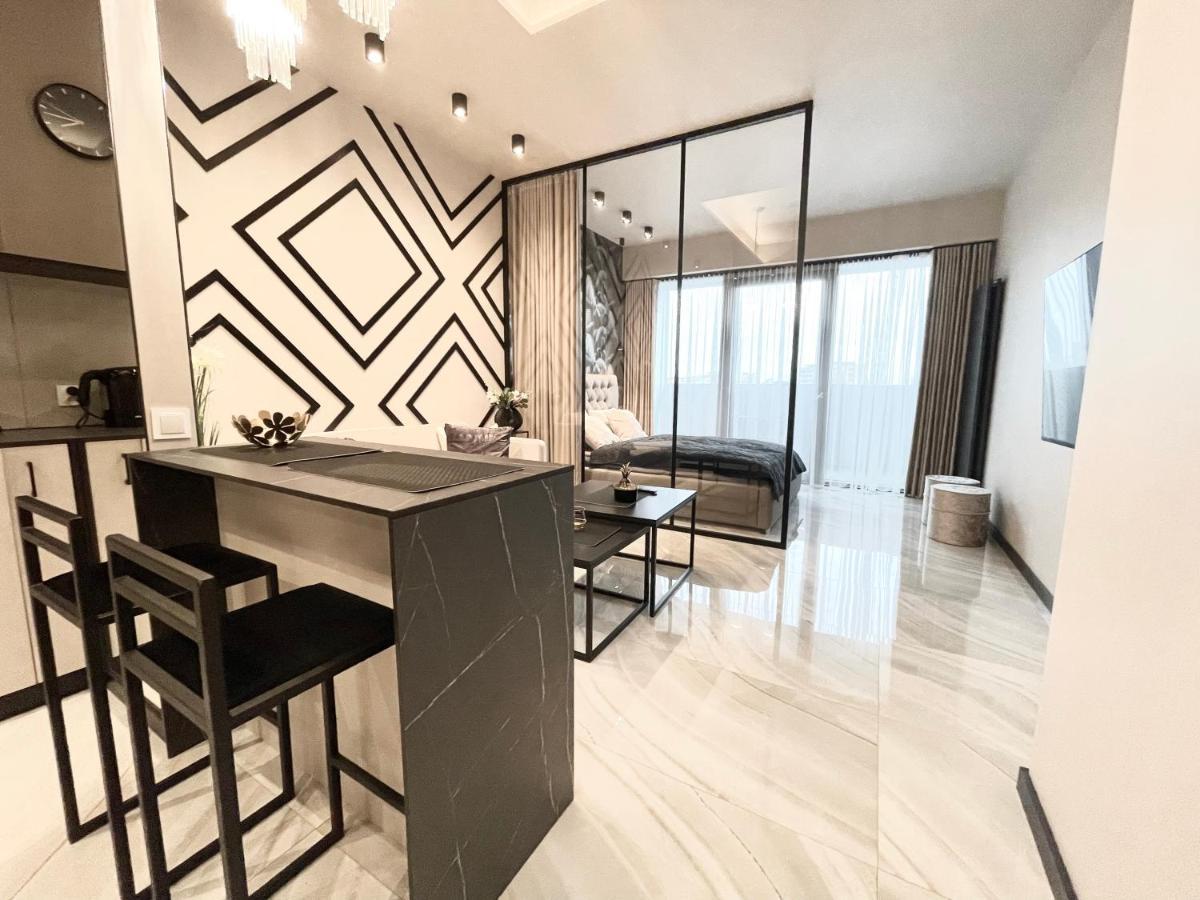 Apartament Elegance Hanza Tower ชเตชชิน ภายนอก รูปภาพ